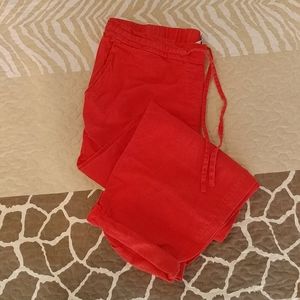 Cotton Capri pants.